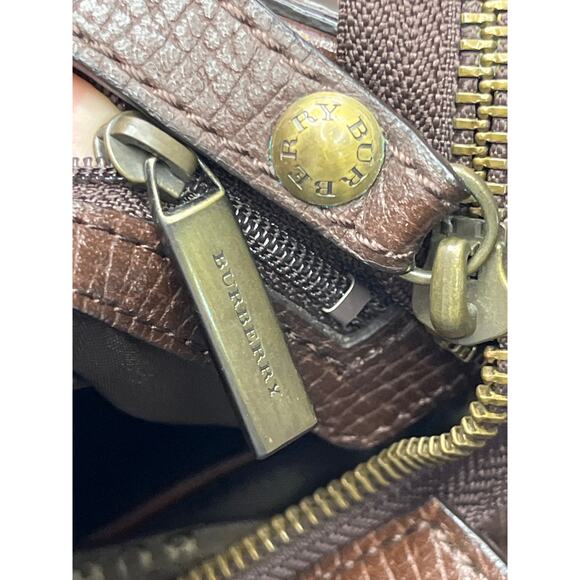 Burberry Brown Embossed Leather Crossbody Adjustable Strap Heritage Style - Picture 5 of 15